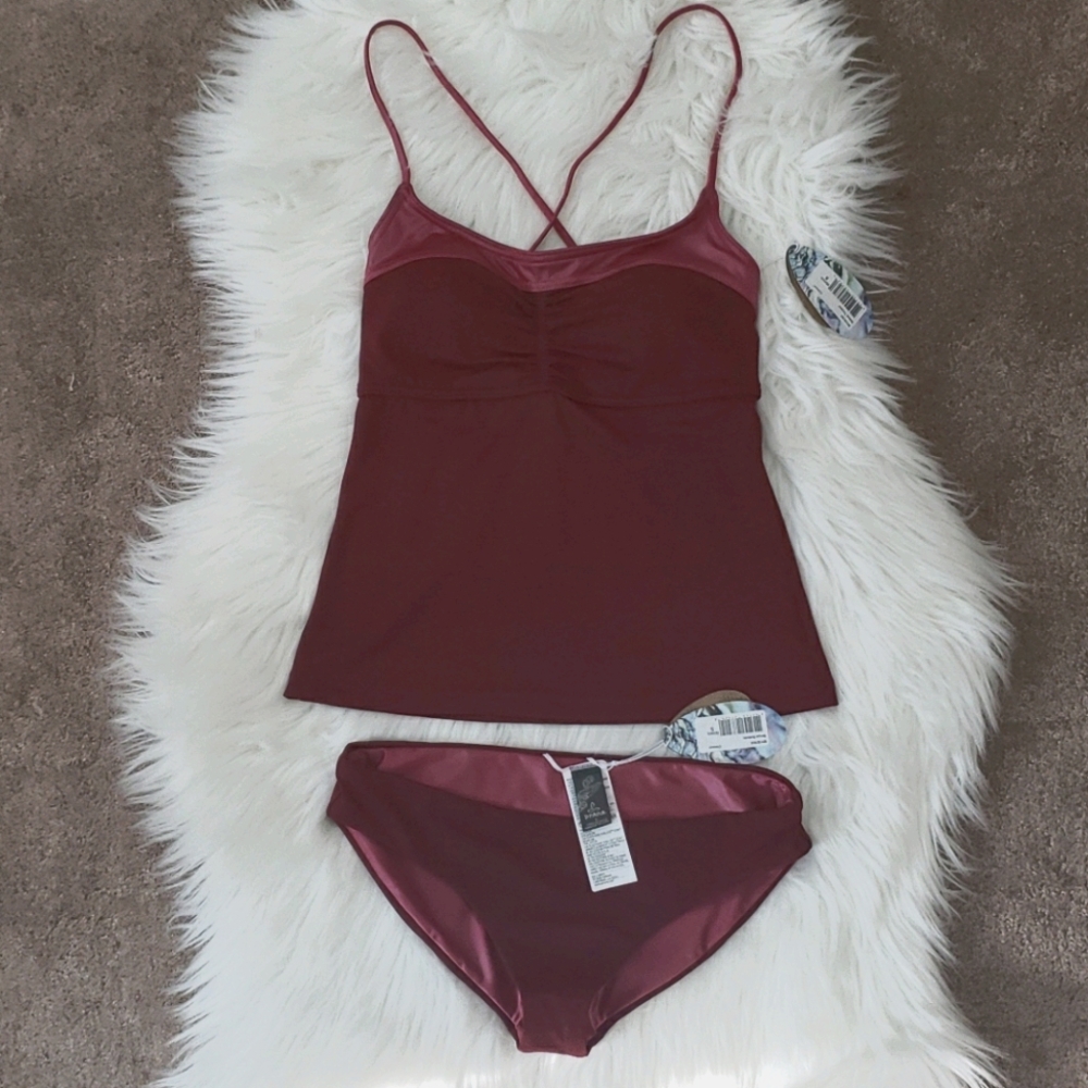 Women's Makoa Tankini NWOT